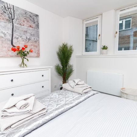 D'City Apartment, Up To 5 Guests Dundee Bagian luar foto