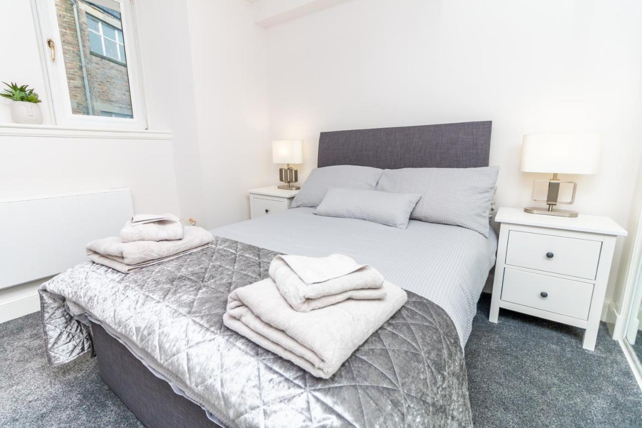 D'City Apartment, Up To 5 Guests Dundee Bagian luar foto