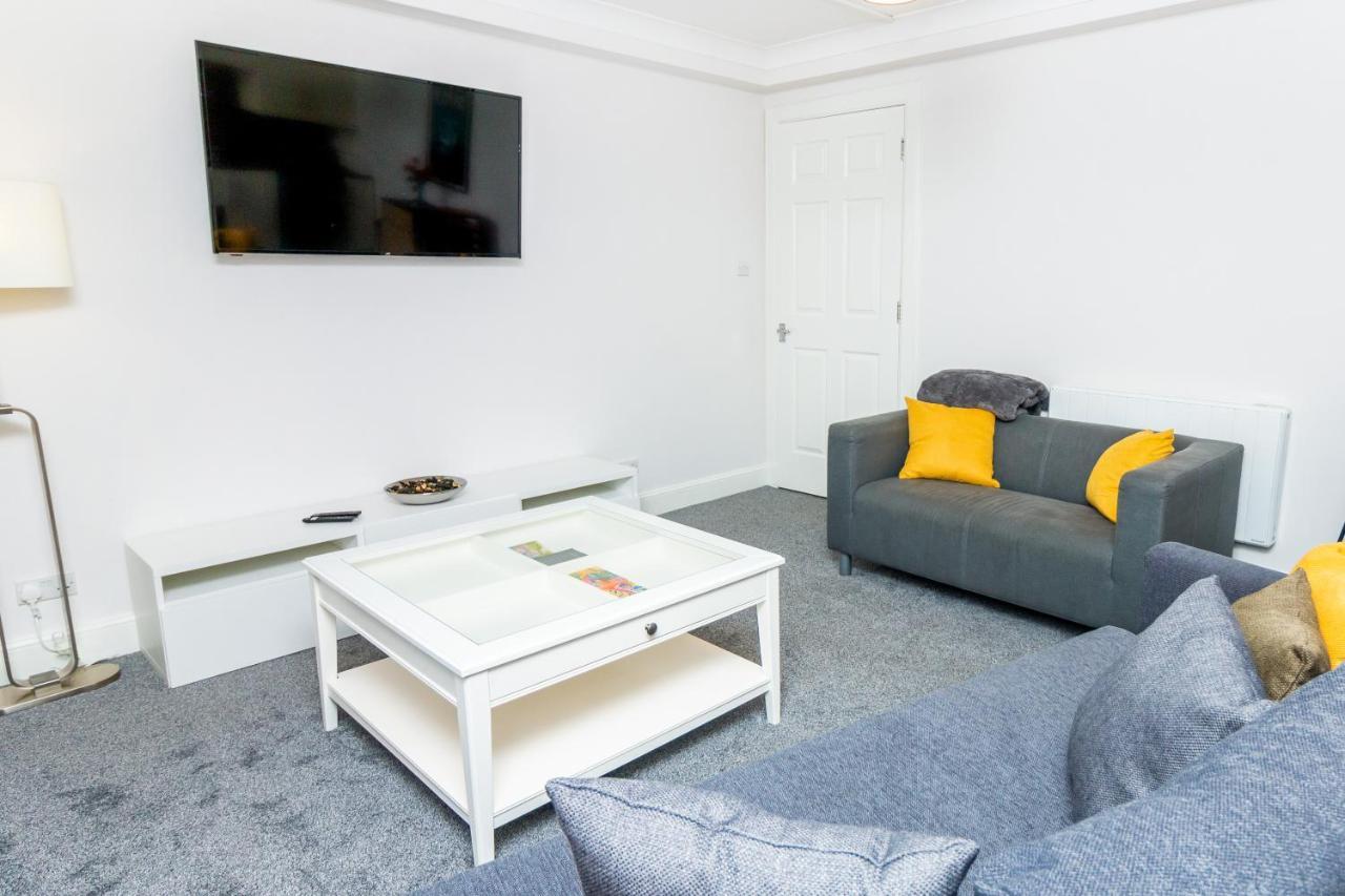 D'City Apartment, Up To 5 Guests Dundee Bagian luar foto
